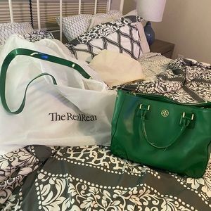 Green Tory Burch.  Verified by RealReal.